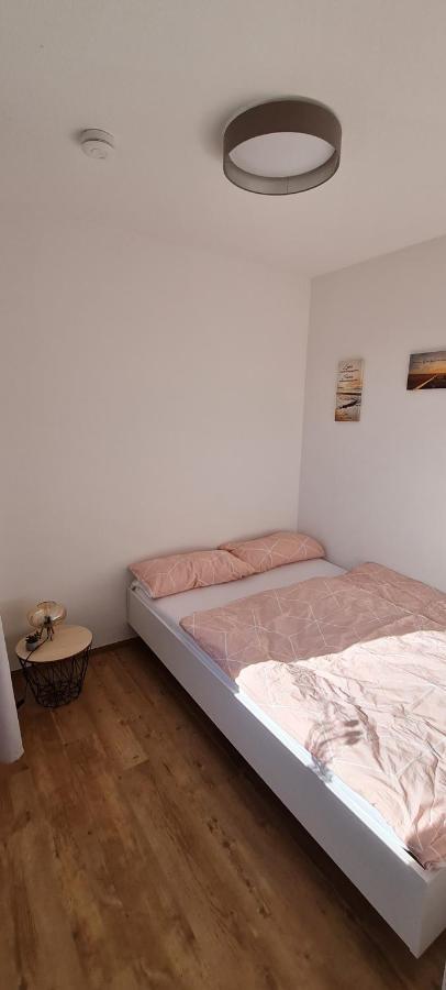 Moderne Wohlfuehlferienwohnung In Hildburghausen Zewnętrze zdjęcie